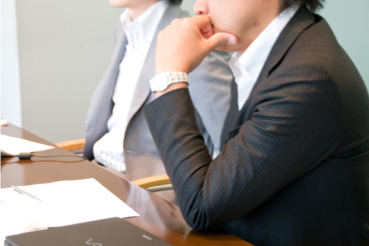 会社員 悩む